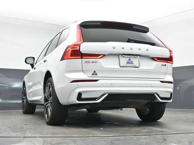 Used 2023 Volvo XC60 B5 Ultimate image 20