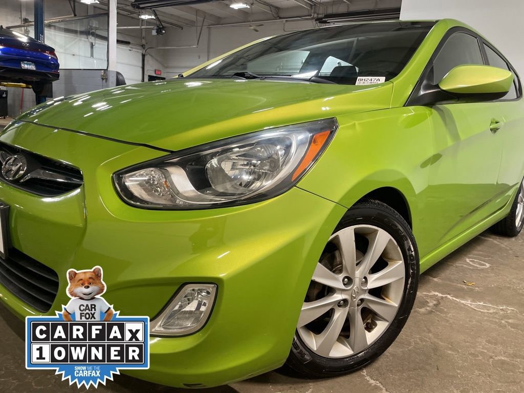 Used 2012 Hyundai Accent SE image 11