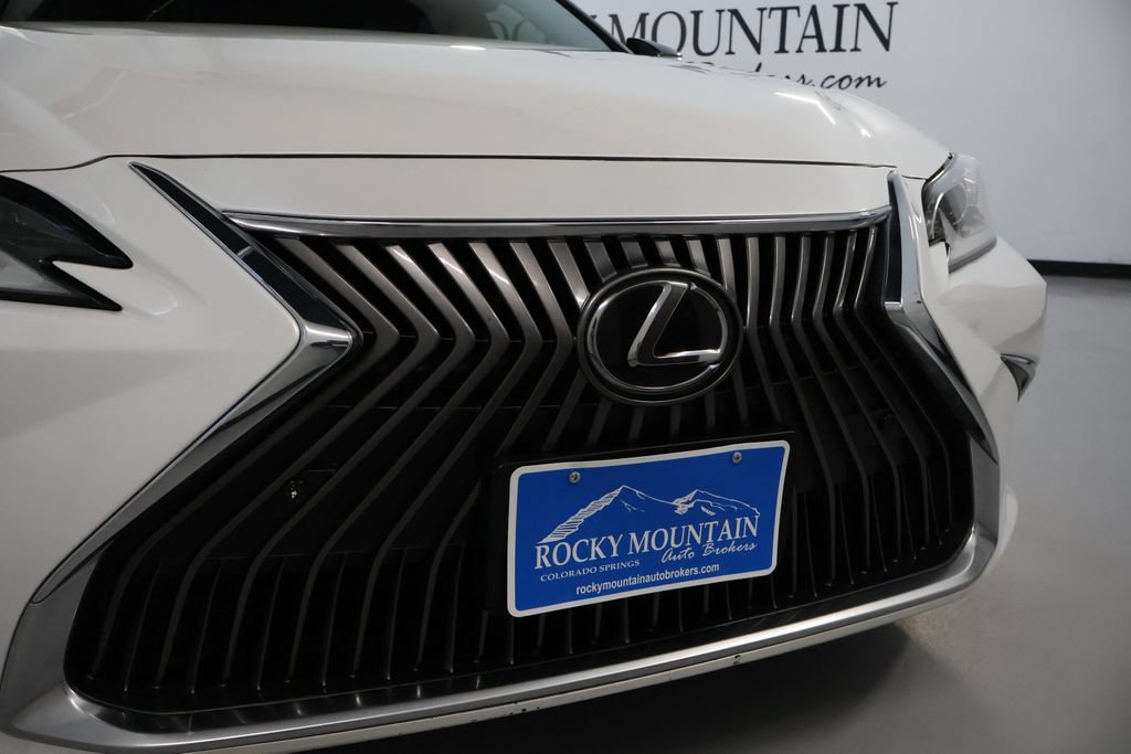 Used 2019 Lexus ES 350 w/ Premium Package FWD image 9