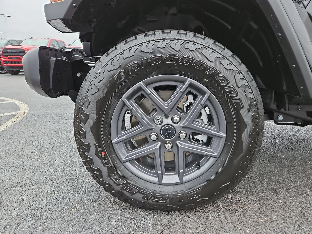 New 2026 Jeep Gladiator Sport AWD/4WD image 10