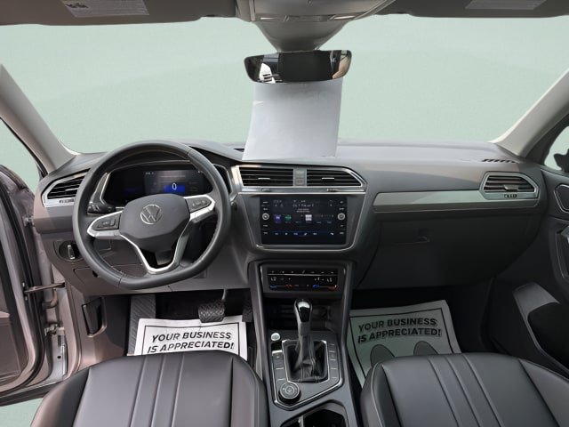 Certified 2023 Volkswagen Tiguan SE AWD/4WD image 10