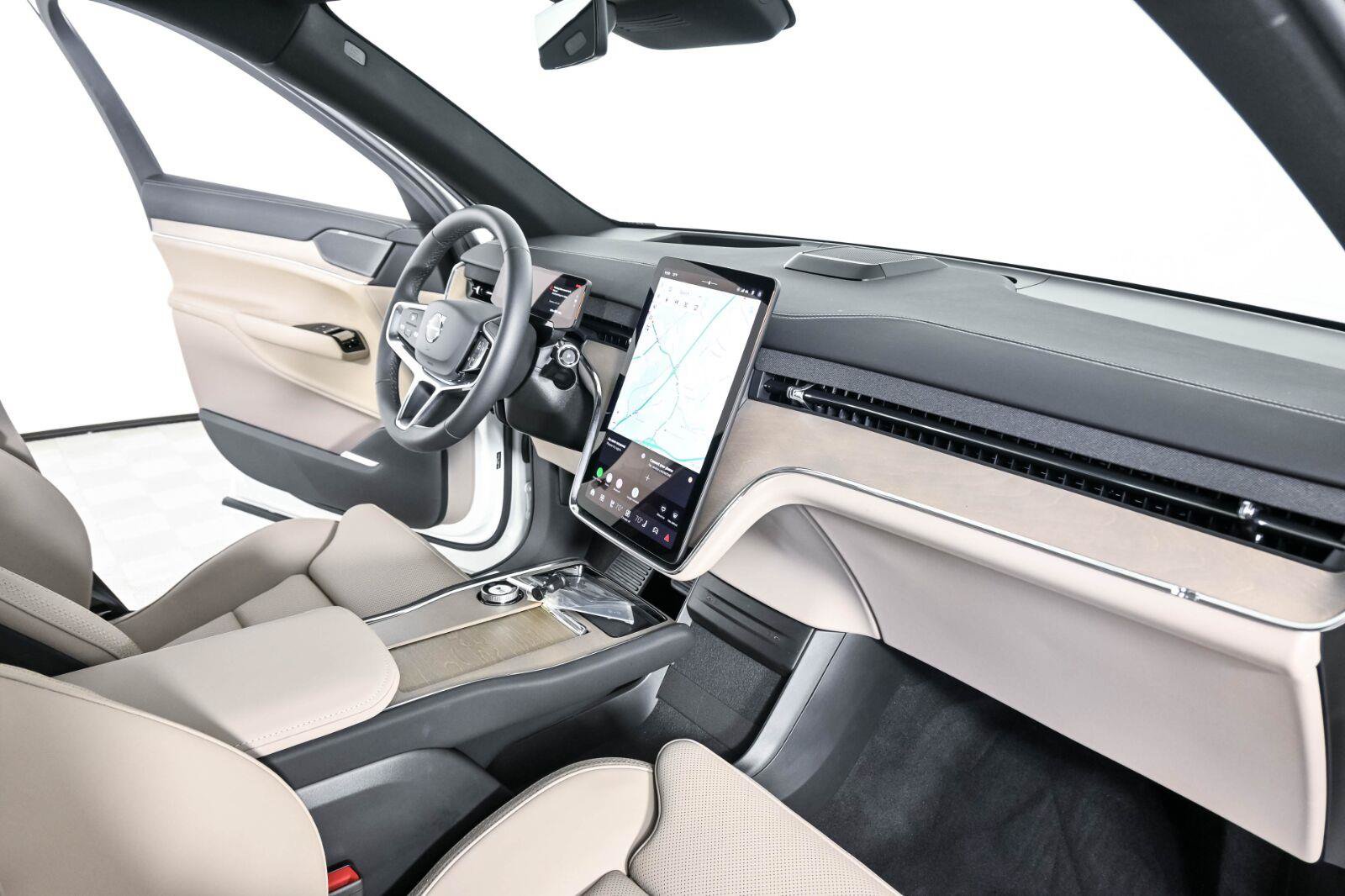 Certified 2025 Volvo EX90 Ultra AWD/4WD image 25