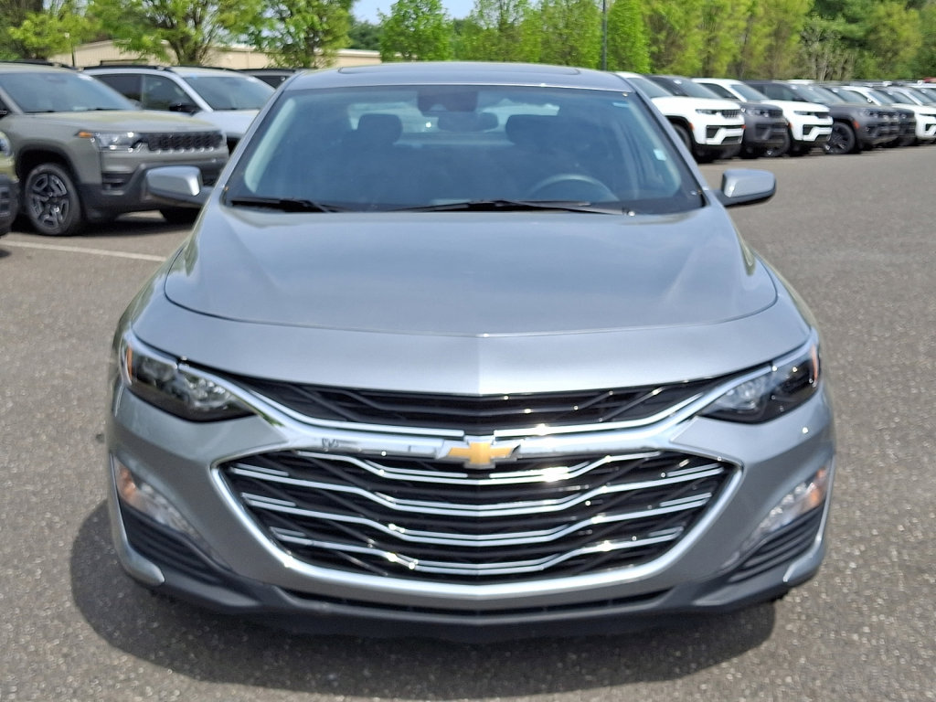 Used 2024 Chevrolet Malibu LT FWD image 8
