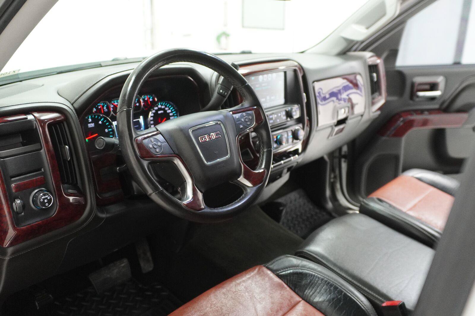 Used 2017 GMC Sierra 1500 SLE w/ SLE Value Package RWD image 7