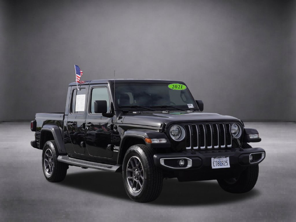 Used 2021 Jeep Gladiator Overland w/ Popular Equipment Package AWD/4WD image 2