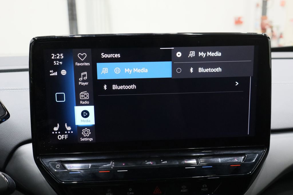 Used 2023 Volkswagen ID.4 Pro S image 32