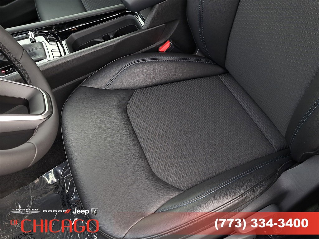 New 2026 Jeep Compass Latitude image 18