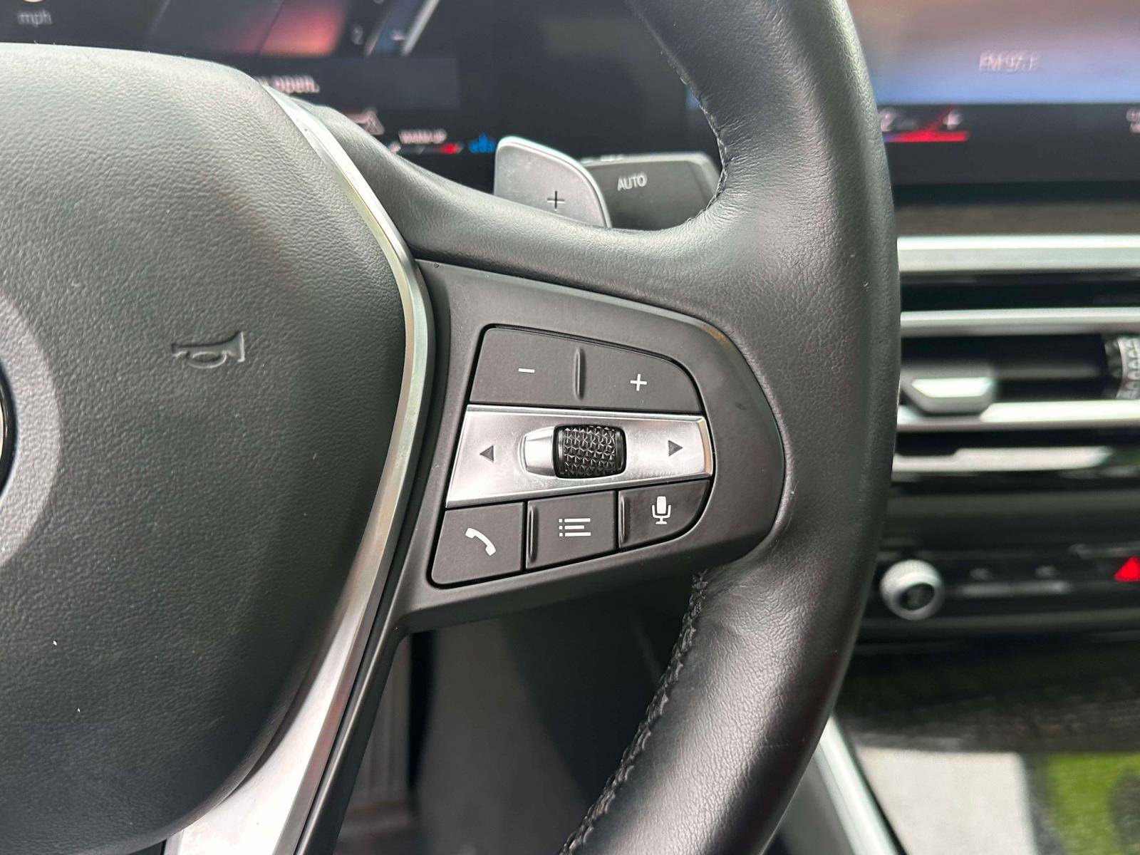 Used 2023 BMW 330i xDrive Sedan w/ Premium Package image 23