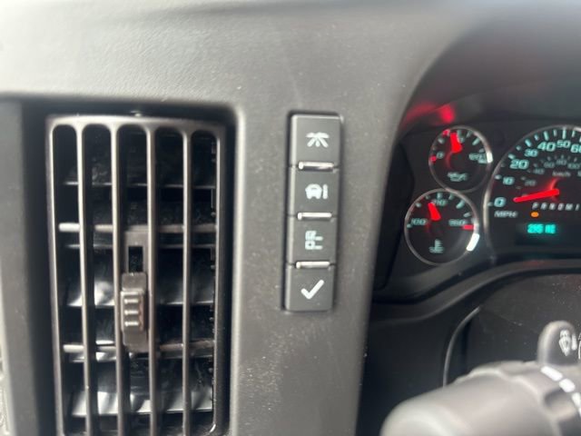 New 2024 Chevrolet Express 3500 Work Van w/ Power Convenience Package image 9