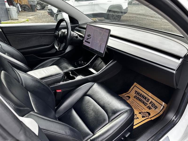Used 2018 Tesla Model 3 Long Range RWD image 21