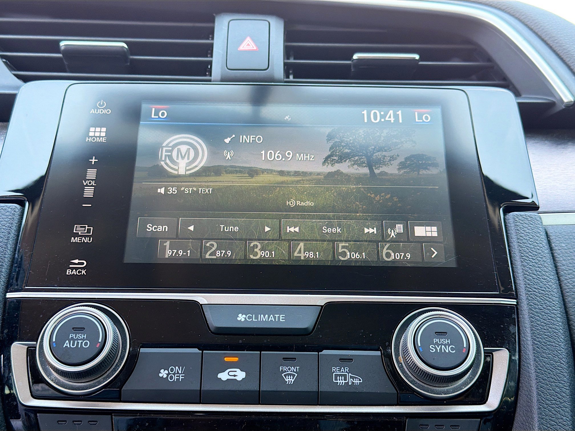 Used 2017 Honda Civic EX-T image 29