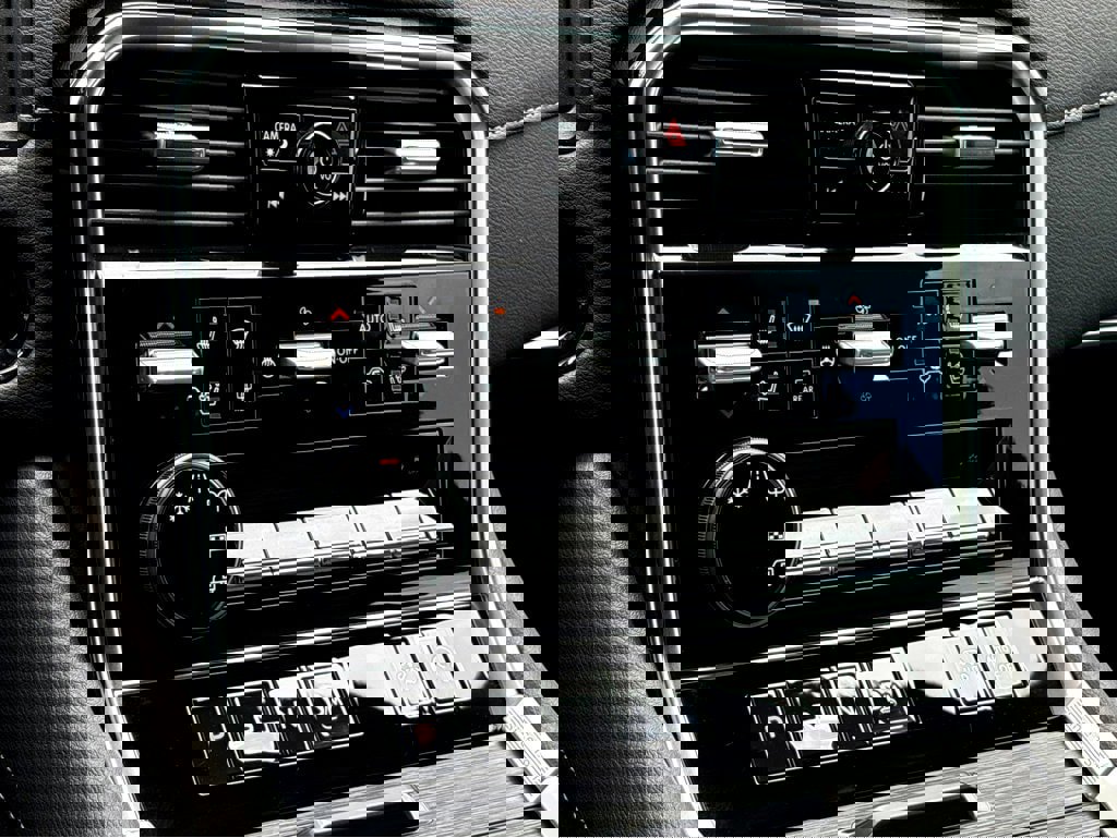 New 2026 Nissan Armada Platinum Reserve image 11