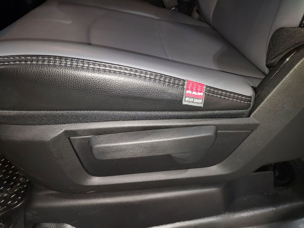 Used 2024 RAM 2500 Tradesman w/ Snow Chief Group AWD/4WD image 18