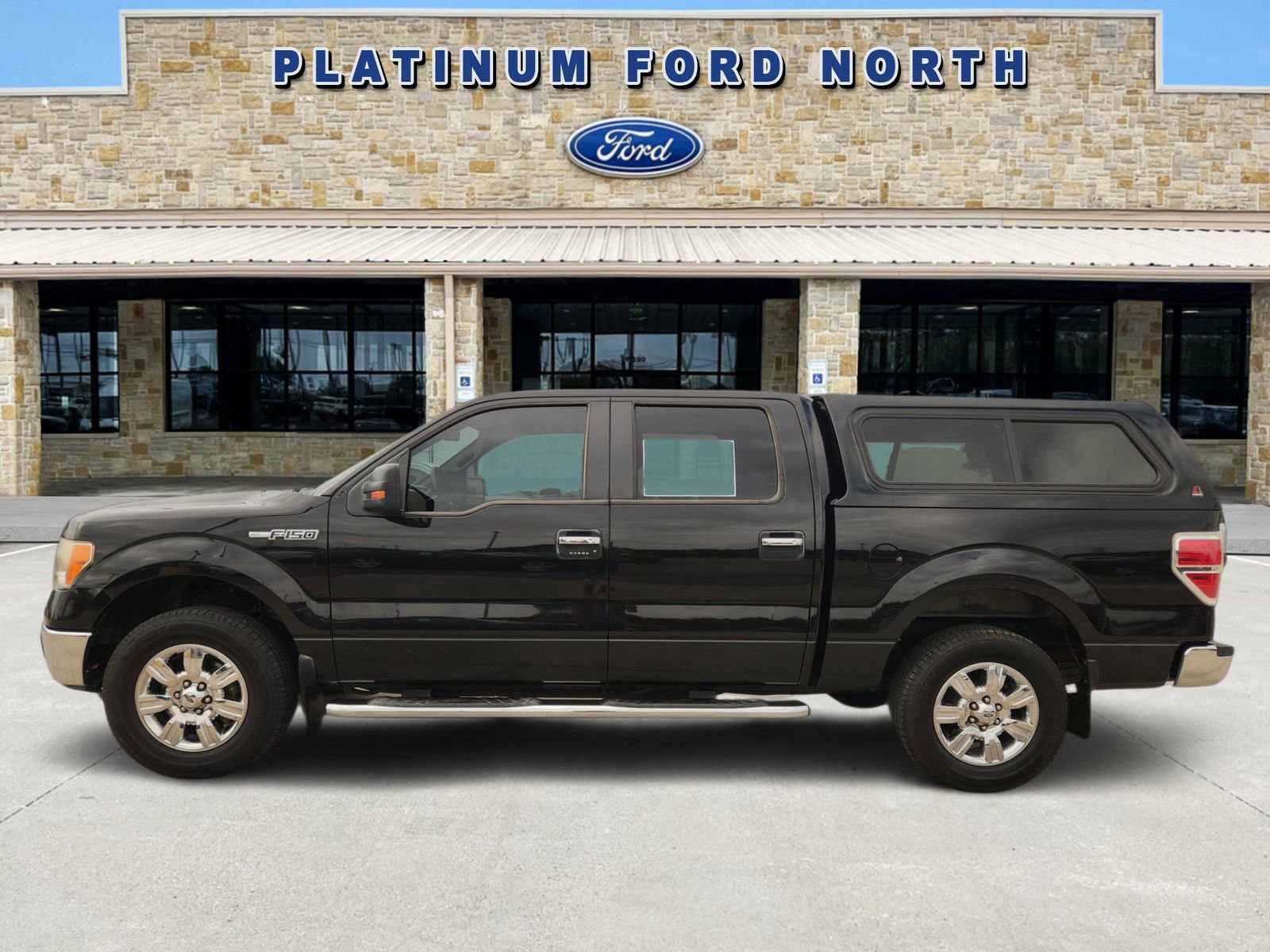 Used 2010 Ford F150 XLT AWD/4WD image 3
