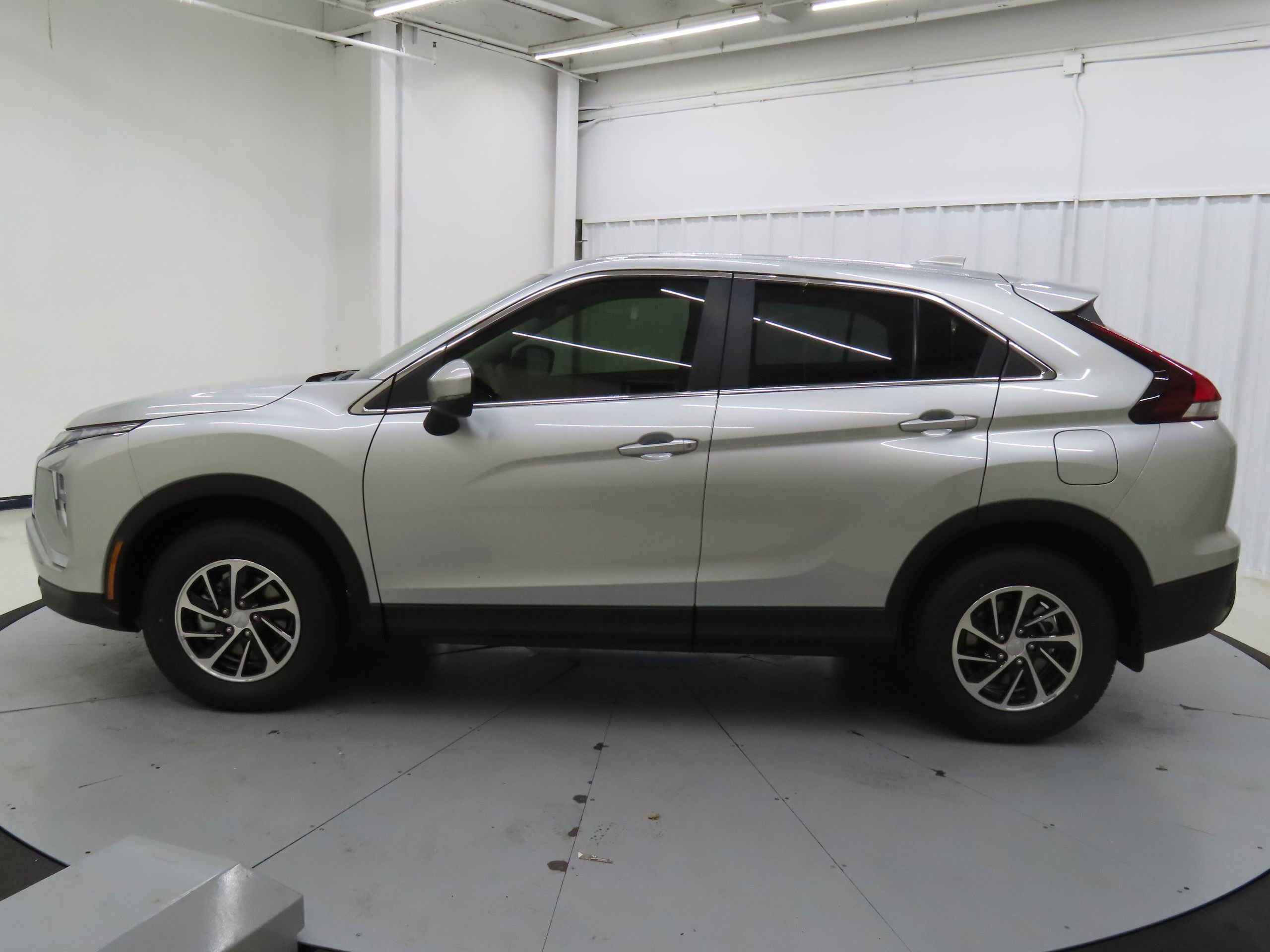 New 2026 Mitsubishi Eclipse Cross ES AWD/4WD image 7