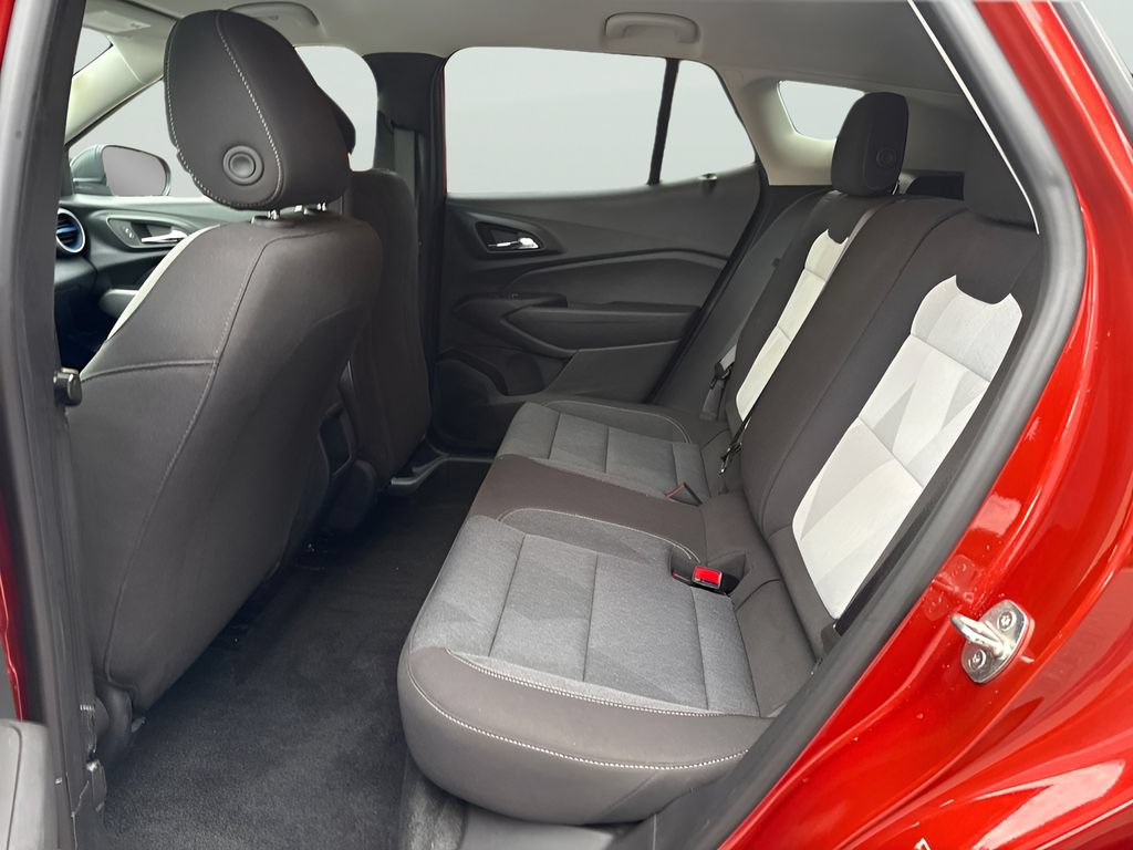 Used 2024 Chevrolet Trax LS FWD image 9