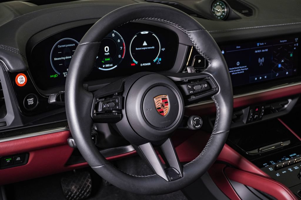 New 2026 Porsche Cayenne Coupe AWD/4WD image 18