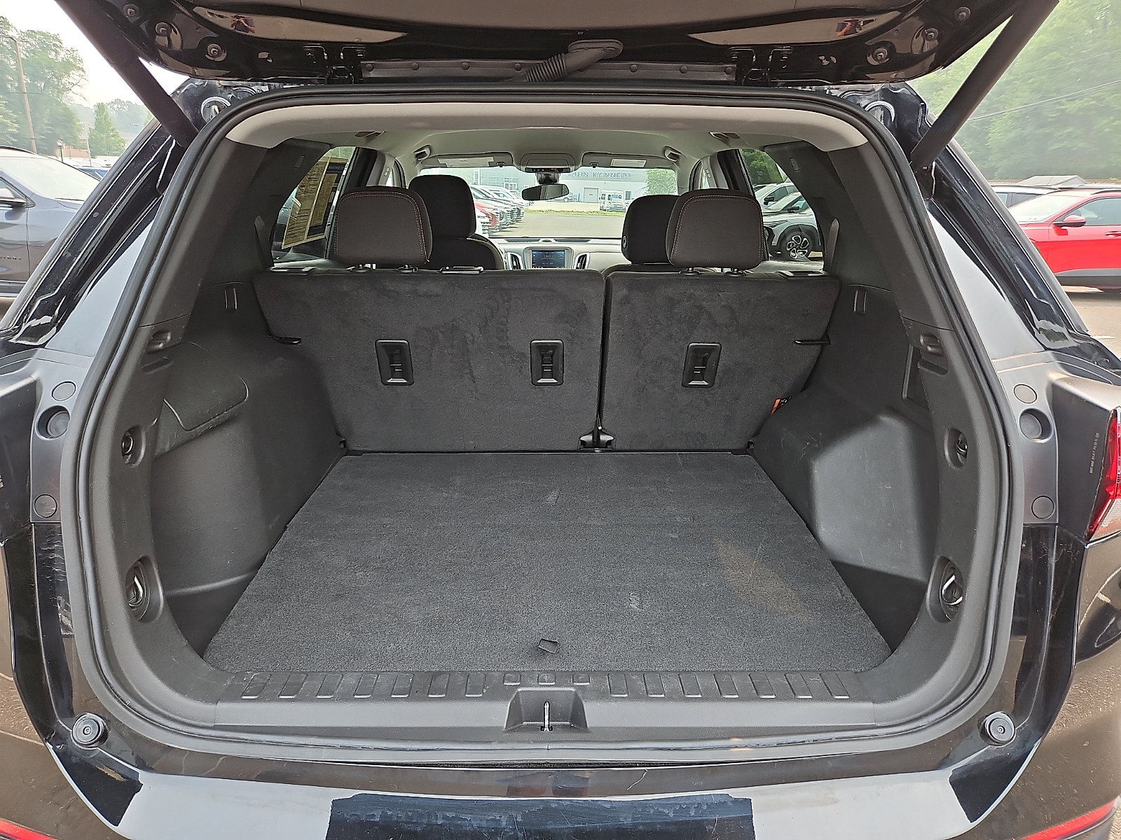 Used 2024 Chevrolet Equinox LT FWD image 29