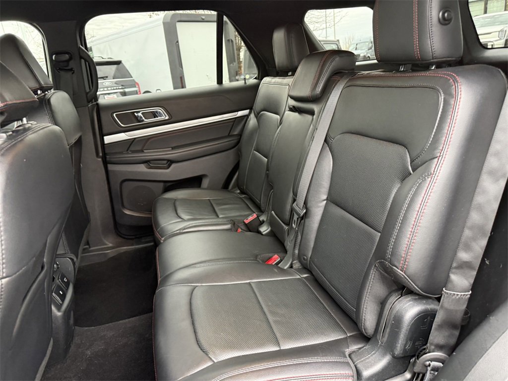 Used 2019 Ford Explorer Sport w/ Equipment Group 401A image 31