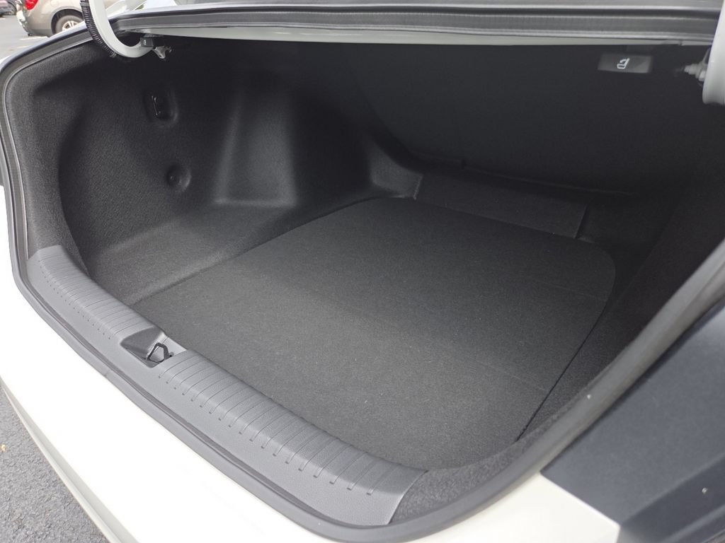 Certified 2025 Honda Accord SE image 22
