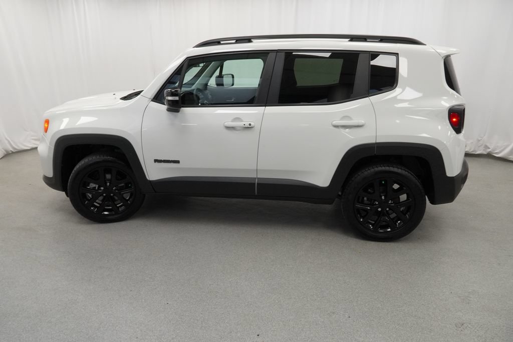 Certified 2023 Jeep Renegade Altitude AWD/4WD image 15
