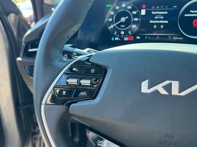 Certified 2023 Kia Niro Wind w/ Wind Preserve Package FWD image 20