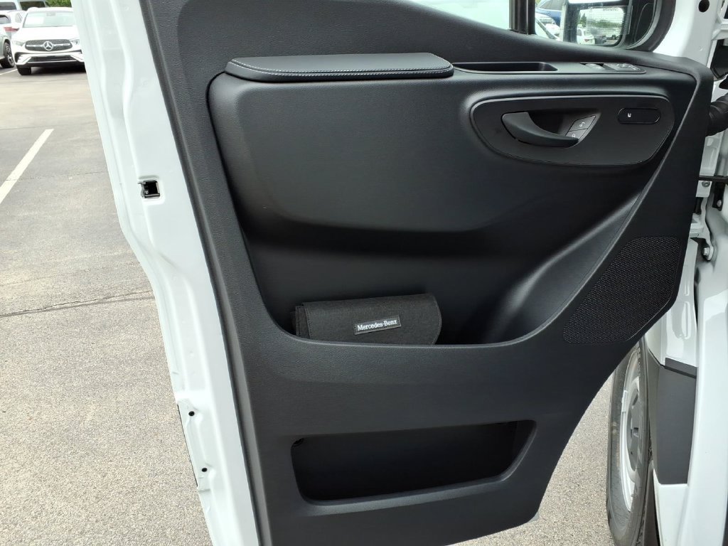 New 2026 Mercedes-Benz Sprinter 2500 image 11
