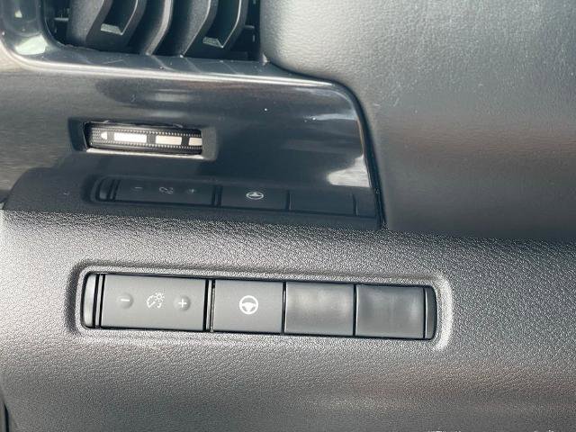 Certified 2022 Nissan Pathfinder SV image 15