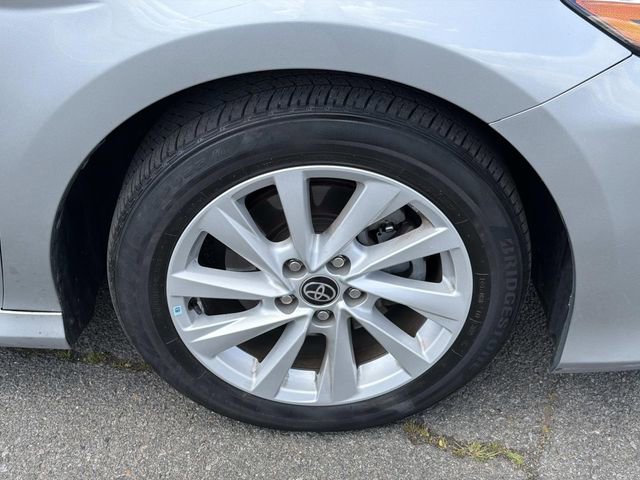 Used 2022 Toyota Camry LE FWD image 7