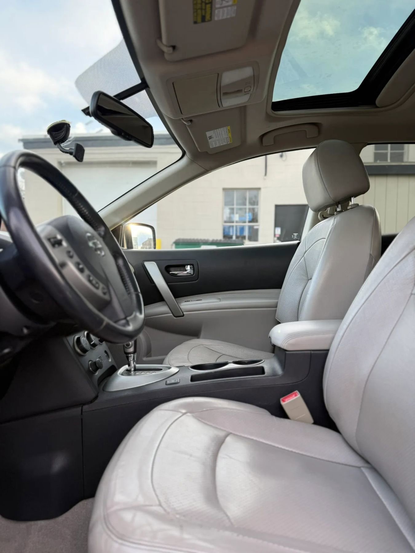 Used 2011 Nissan Rogue SV w/ SL Pkg FWD image 20