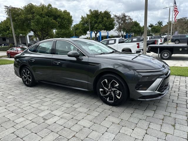 Used 2025 Hyundai Sonata SEL FWD image 37