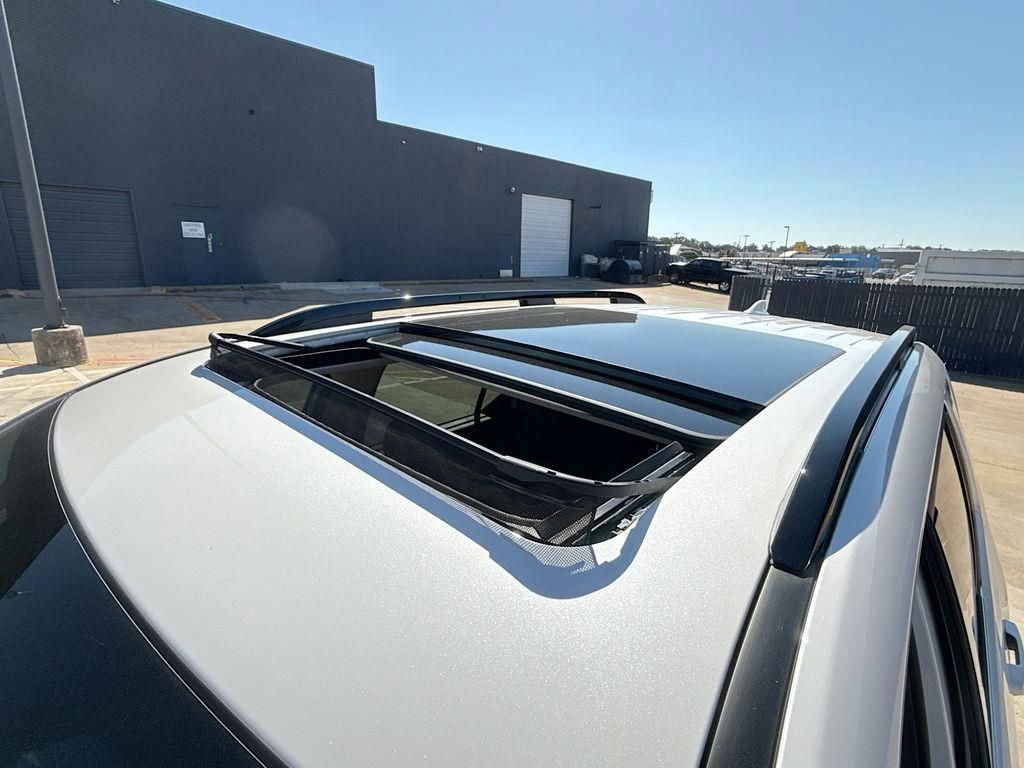 Used 2025 Honda Pilot Elite image 22