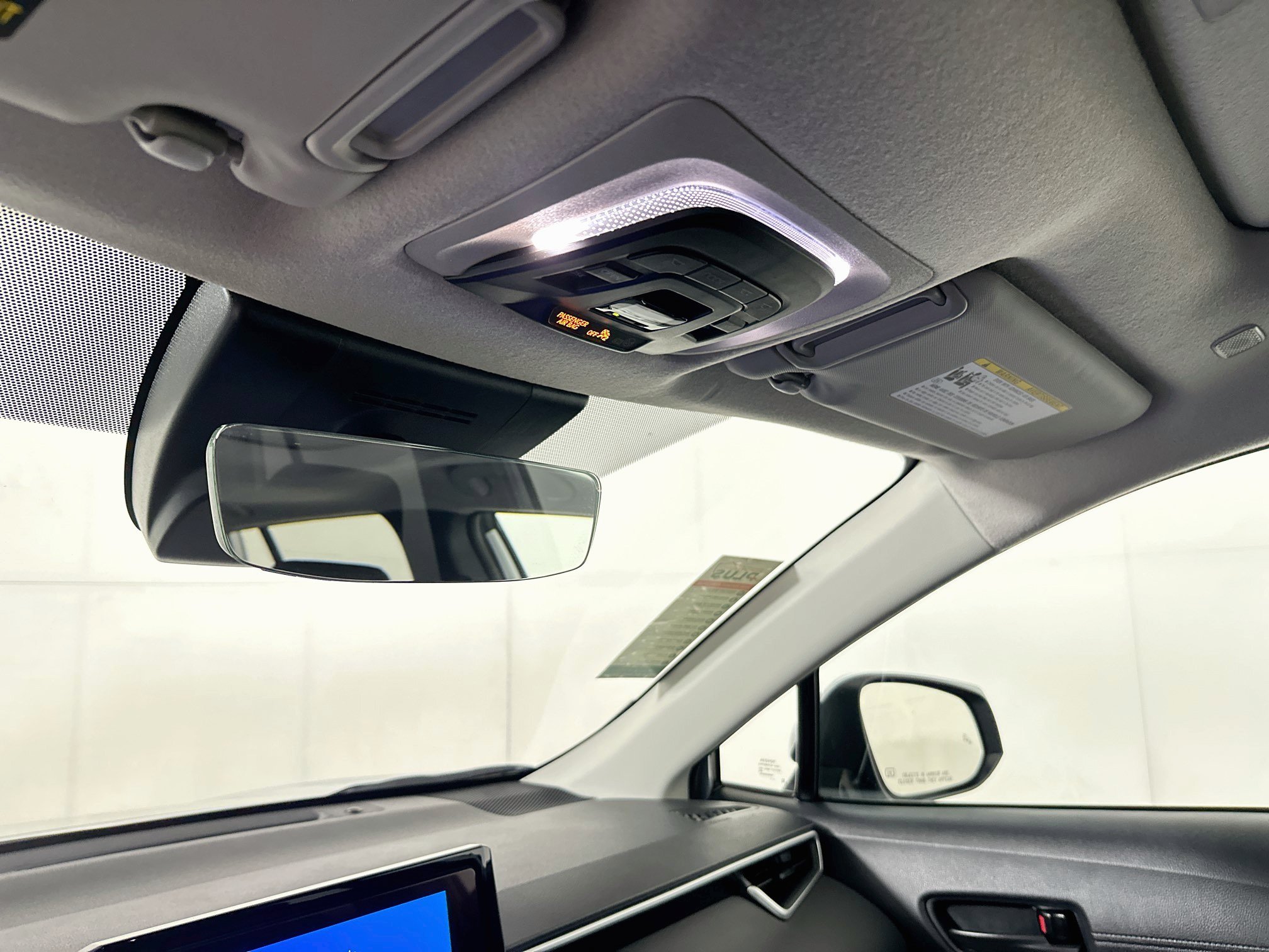 Certified 2024 Toyota Corolla Cross LE w/ Moonroof Package FWD image 18