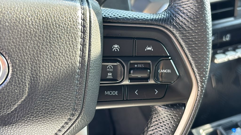 Used 2024 Toyota Tacoma TRD Off-Road AWD/4WD image 16