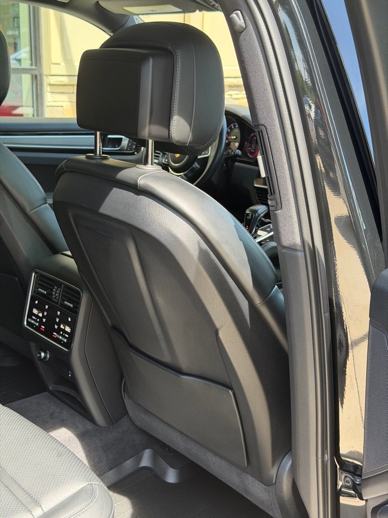 Used 2023 Porsche Cayenne Platinum Edition AWD/4WD image 78