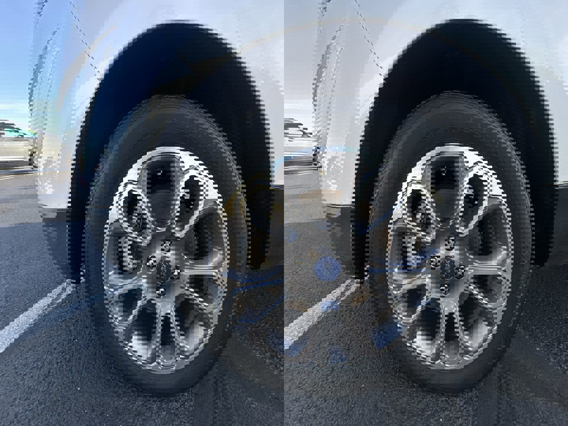 Used 2021 Ford EcoSport Titanium image 10