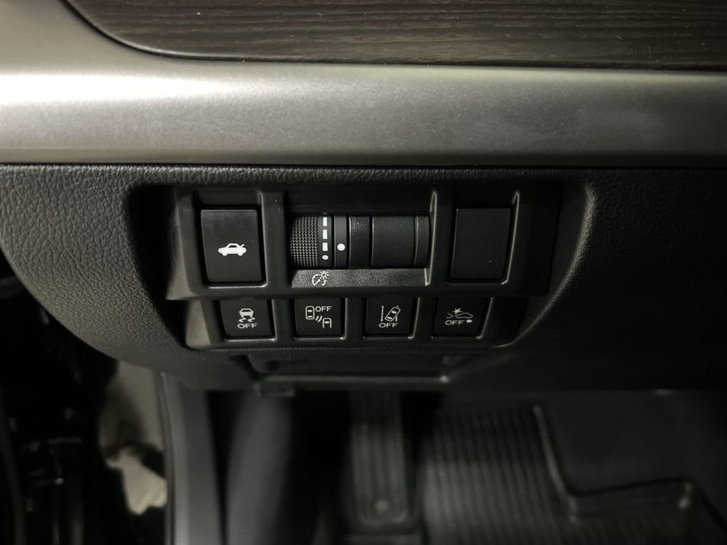Used 2019 Subaru Legacy 2.5i Limited w/ Popular Package #2A image 17