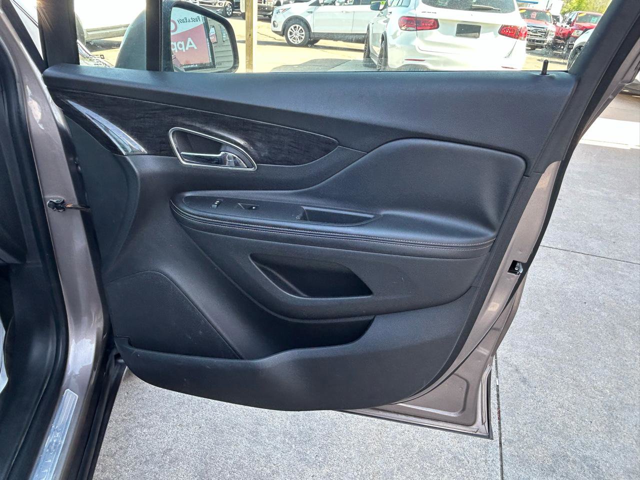 Used 2013 Buick Encore AWD image 16