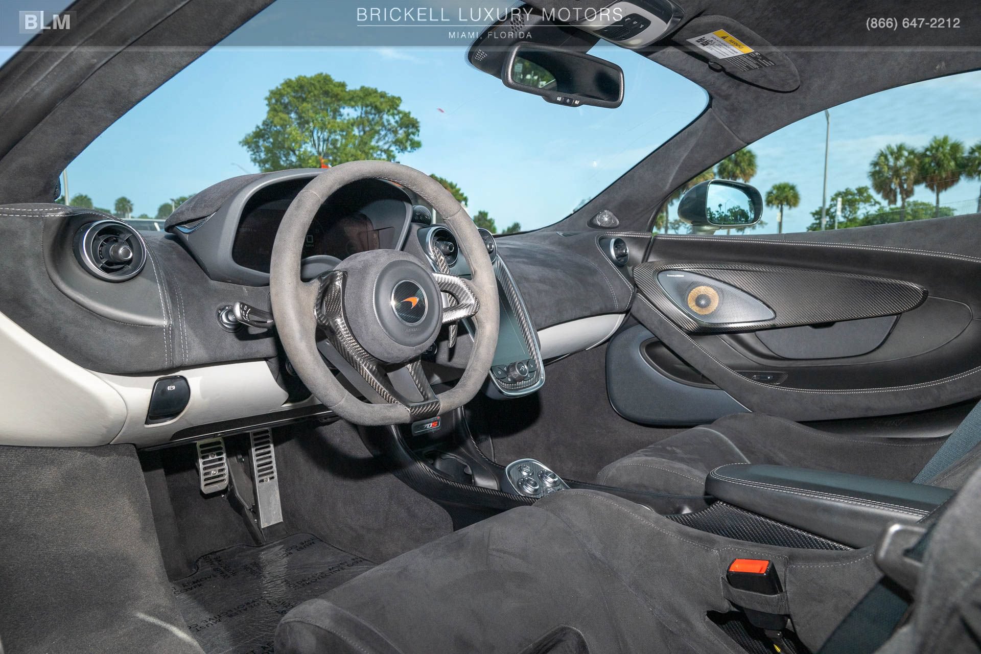 Used 2018 McLaren 570S Coupe RWD image 9