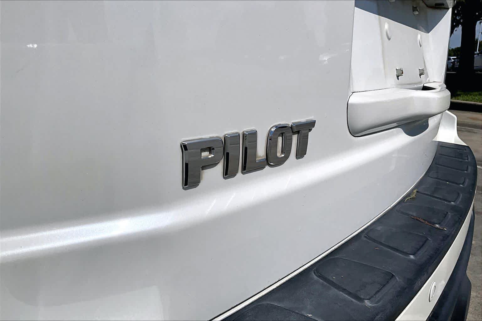 Used 2012 Honda Pilot Touring image 29