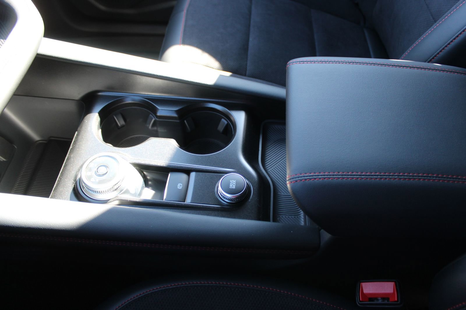 New 2026 Ford Explorer ST w/ Sun And Sound Package image 31