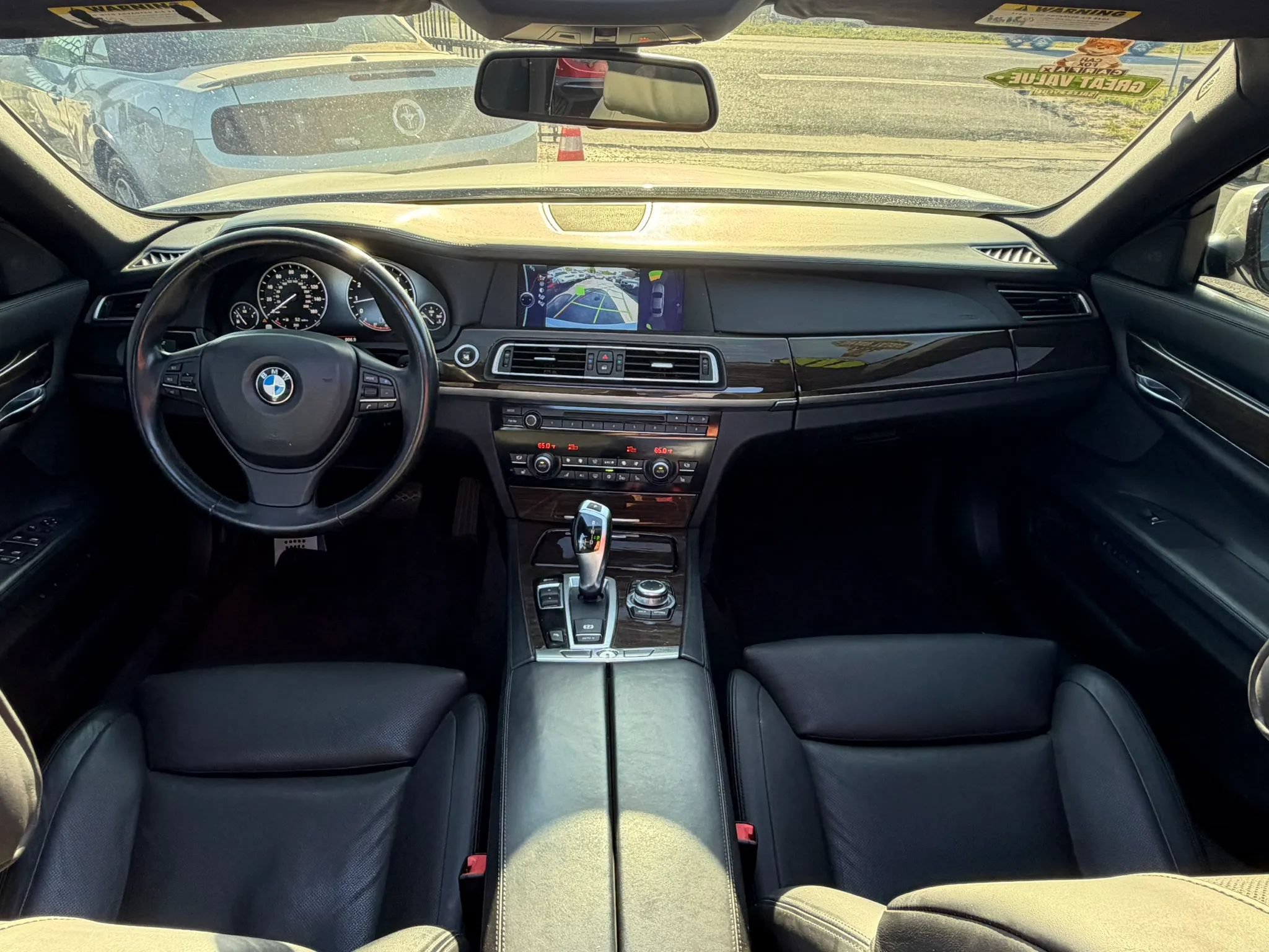 Used 2011 BMW 750i RWD image 7