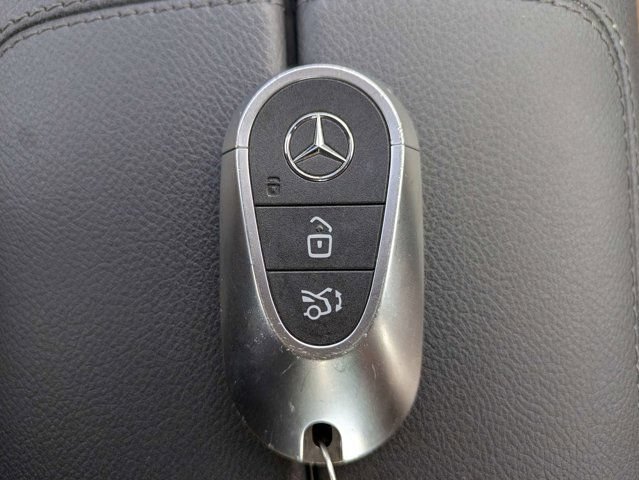 Used 2025 Mercedes-Benz E 350 Sedan image 30
