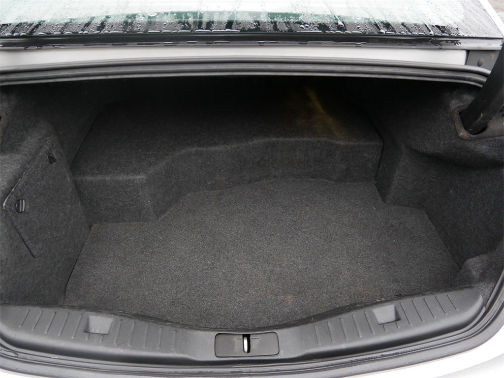 Used 2014 Lincoln MKZ Hybrid w/ Equipment Group 202A Reserve image 9