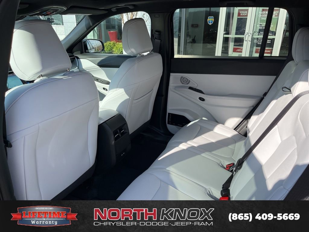 New 2026 Jeep Cherokee Limited image 17