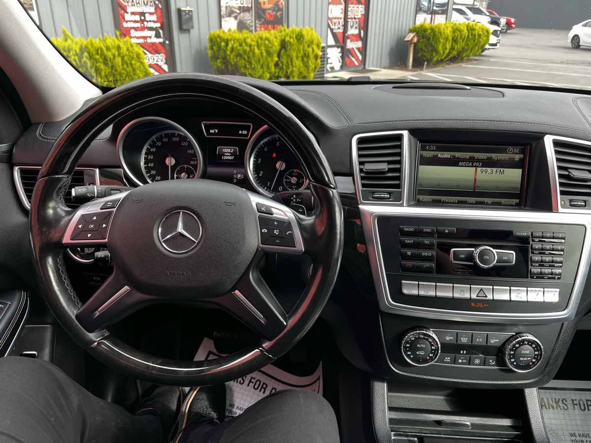 Used 2016 Mercedes-Benz GL 550 4MATIC image 8