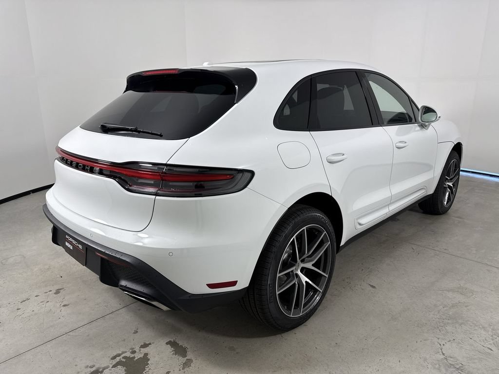 New 2026 Porsche Macan AWD/4WD image 7