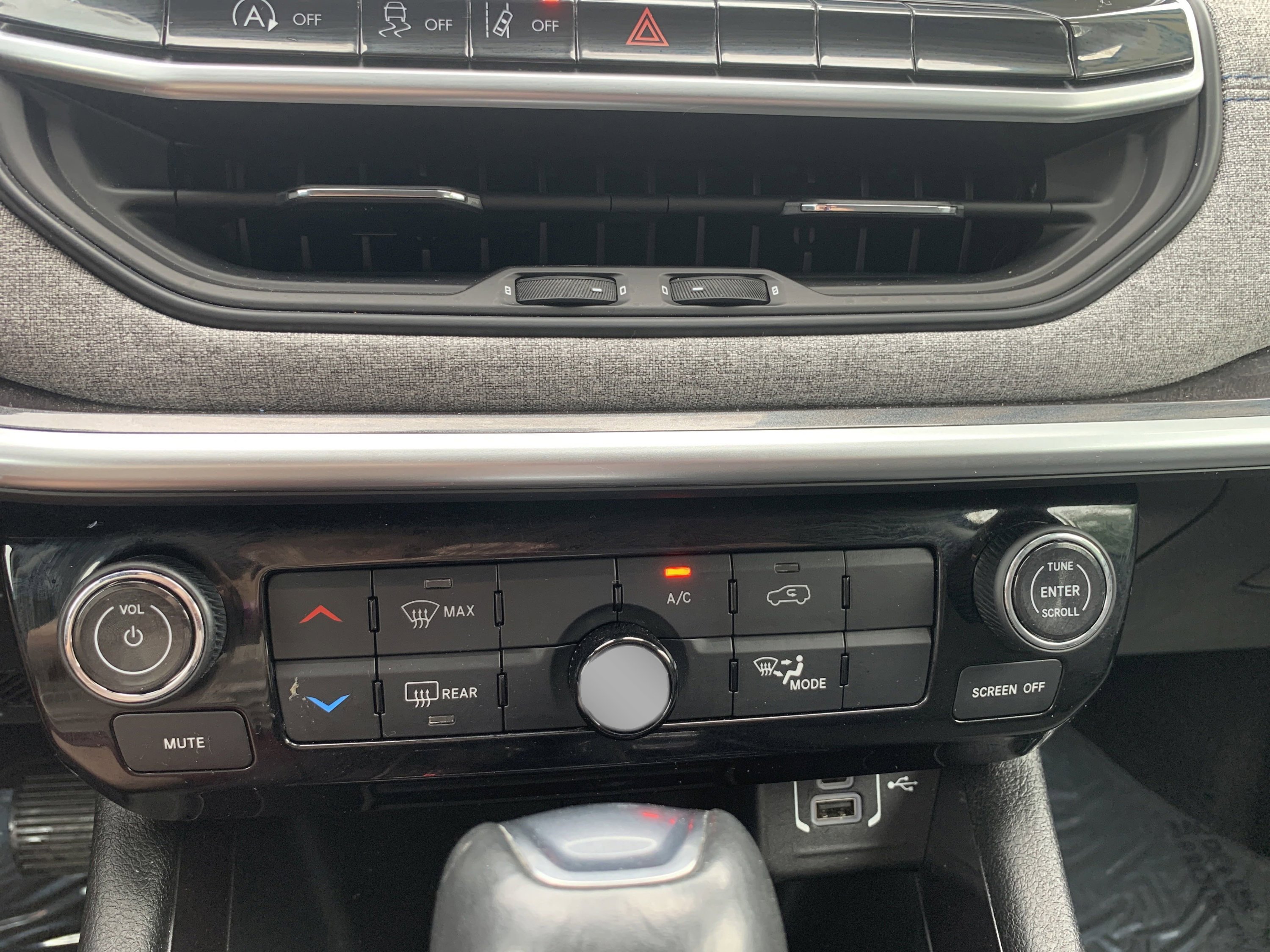 Used 2022 Jeep Compass Latitude image 20