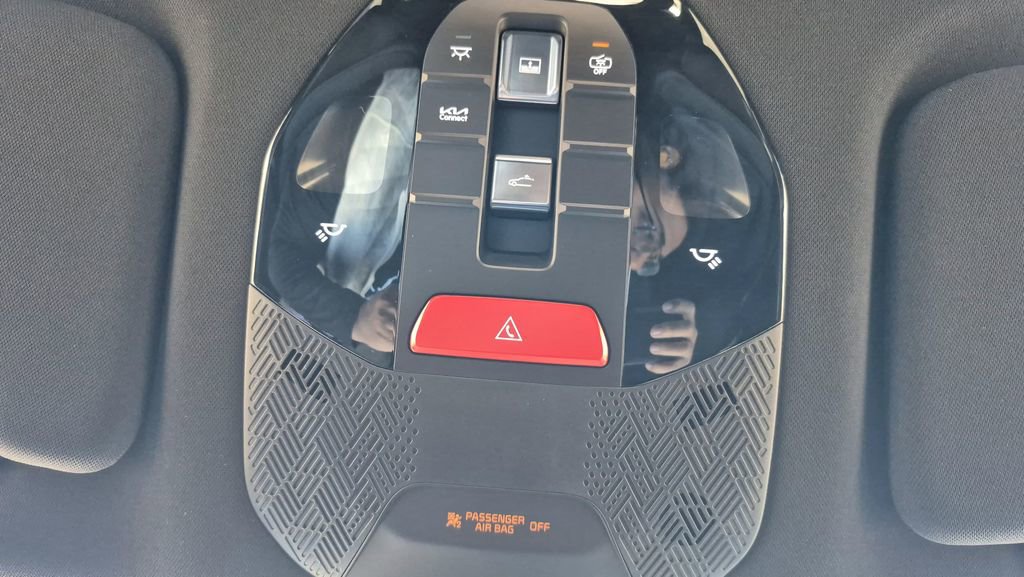 New 2026 Kia EV9 Land image 26