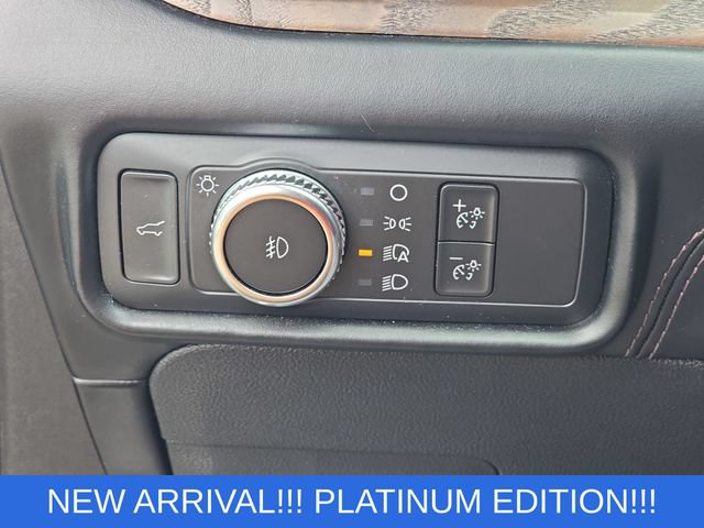 Used 2021 Ford Explorer Platinum w/ Equipment Group 601A AWD/4WD image 30